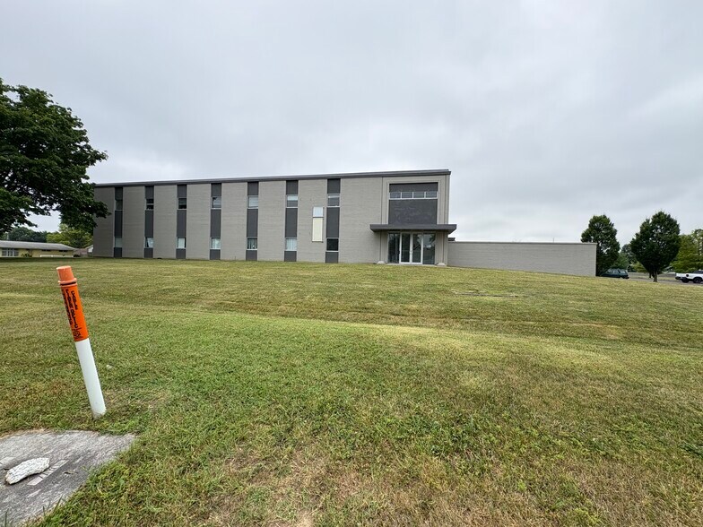 1201 Cumberland Ave, West Lafayette, IN à louer - Photo du bâtiment - Image 2 de 38