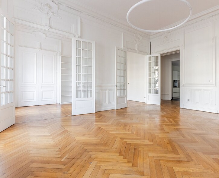 31 Rue Boissy D'Anglas, Paris à louer - Photo du bâtiment - Image 2 de 6