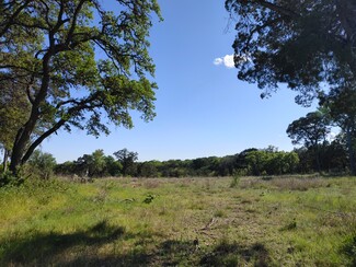 Plus de détails pour 1421 N Walnut St, New Braunfels, TX - Terrain à vendre