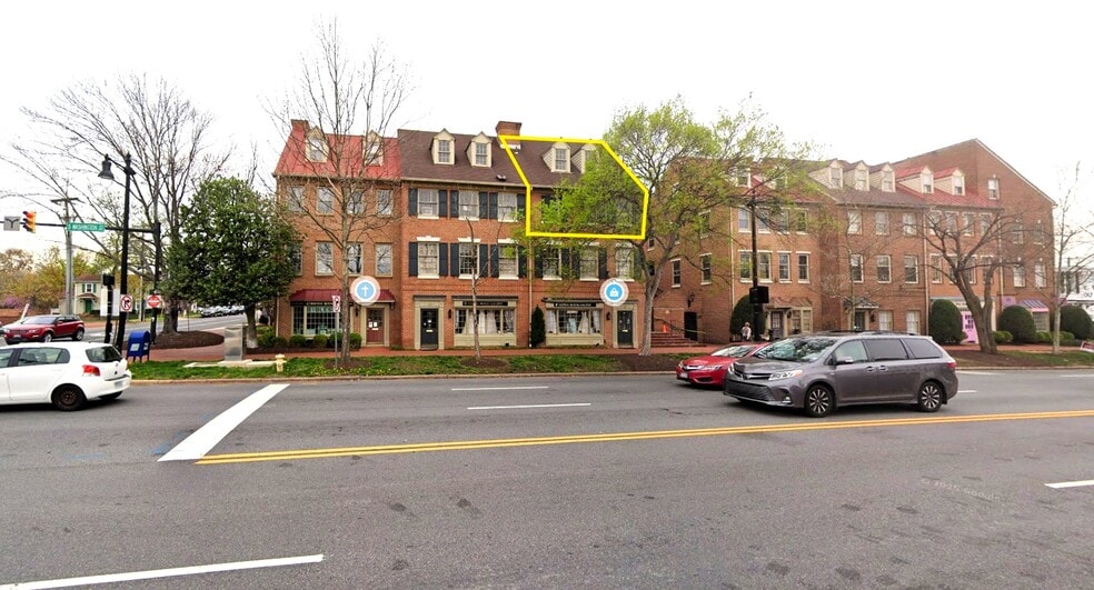 685 S Washington St, Alexandria, VA à louer - Photo du bâtiment - Image 2 de 10