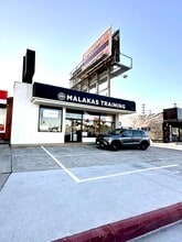 1514 Newport Blvd, Costa Mesa, CA à louer Photo intérieure- Image 2 de 11