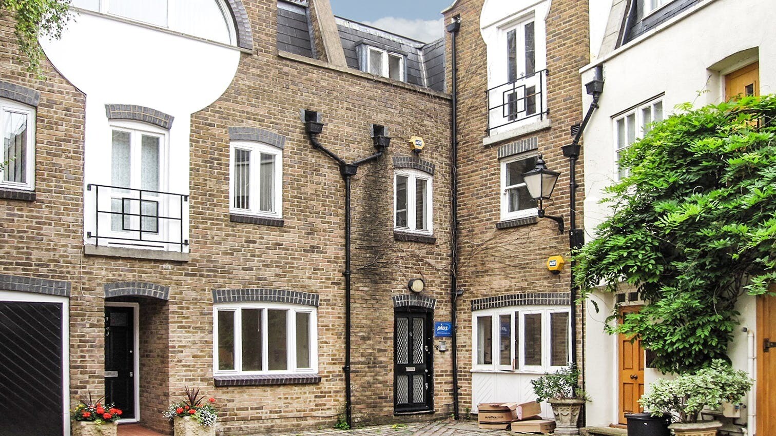 8 Celbridge Mews, Londres à louer Photo du bâtiment- Image 1 de 20