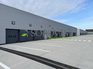 Plus de détails pour Local d'activités à louer