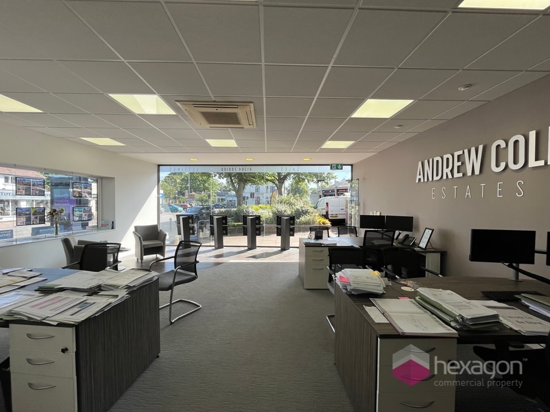 1-12 Townsend Pl, Kingswinford for lease Interior Photo- Image 1 of 3