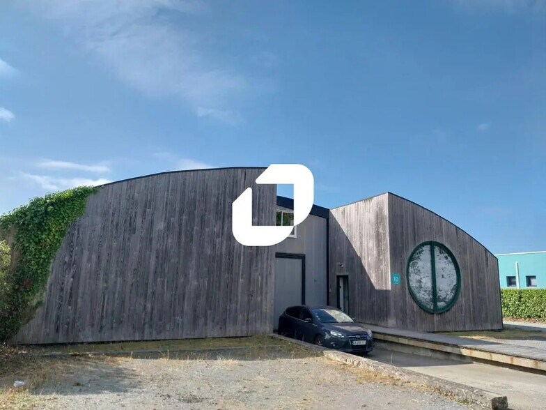 Flex dans Treillières à louer - Photo du bâtiment - Image 3 de 9