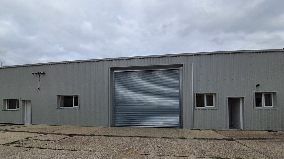 Arrowhead Rd, Reading for lease - Building Photo - Image 2 of 6