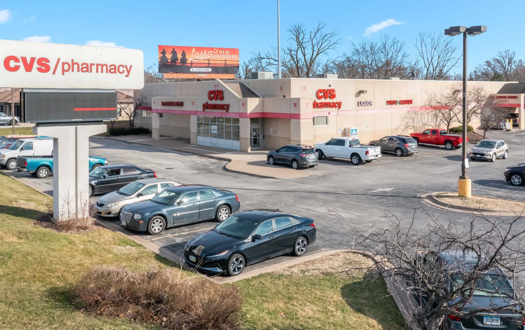 1655 W Kimberly Rd, Davenport, IA for sale Building Photo- Image 1 of 4