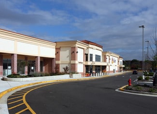 Plus de détails pour 5410-5500 Silver Hill Rd, District Heights, MD - Commerce de détail à louer