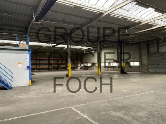Flex in Genas for lease - Interior Photo - Image 1 of 9