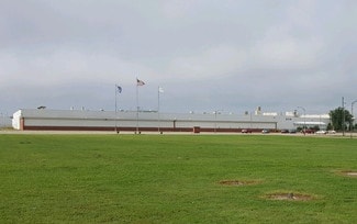 More details for 3401 E 4th Ave, Hutchinson, KS - Industrial for Sale