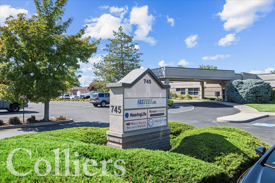 745 S Progress Ave, Meridian, ID à louer - Photo du bâtiment - Image 2 de 14