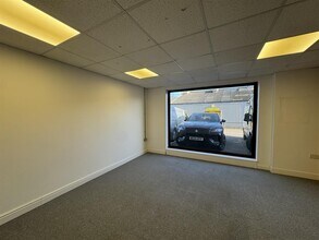 Sea Rd N, Bridport à louer Photo intérieure- Image 2 de 4