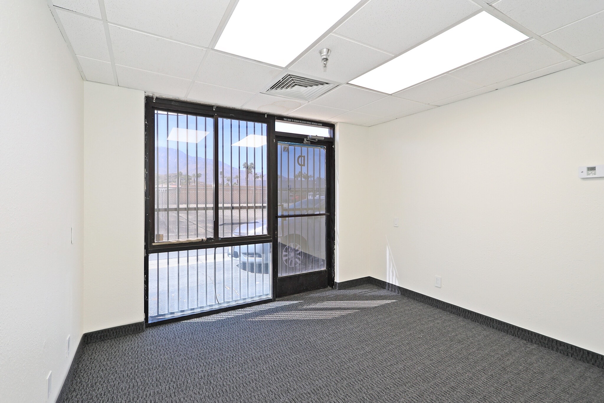 36665 Bankside Dr, Cathedral City, CA à louer Photo intérieure- Image 1 de 5