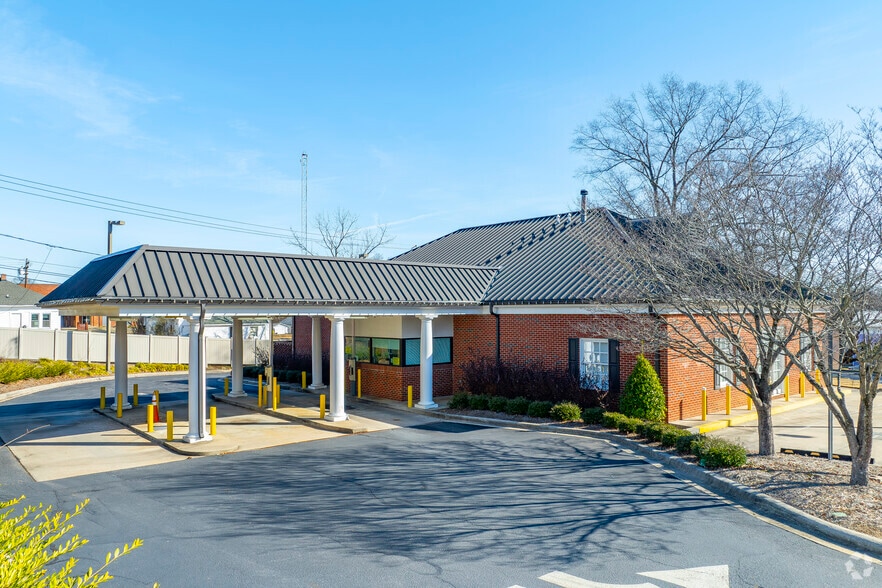 125 E Virginia Ave, Bessemer City, NC for sale - Building Photo - Image 3 of 20