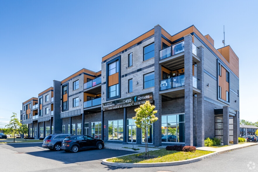 1499 Ch De Chambly, Carignan, QC à vendre - Photo du bâtiment - Image 3 de 4