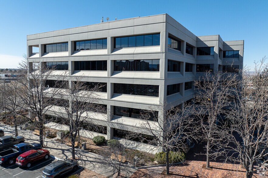 6001 Indian School Rd NE, Albuquerque, NM à louer - Photo du bâtiment - Image 3 de 3