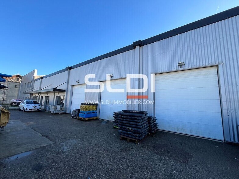 Avenue Franklin Roosevelt, Vaulx-en-Velin for lease - Building Photo - Image 1 of 9