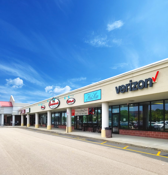 99-139 Hawkins Dr, Montgomery, NY à louer - Photo du bâtiment - Image 3 de 11