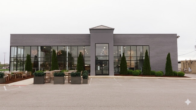 More details for 7373 Market St, Boardman, OH - Retail for Sale