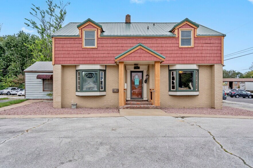 703 S Glenstone Ave, Springfield, MO à vendre - Photo du bâtiment - Image 1 de 17