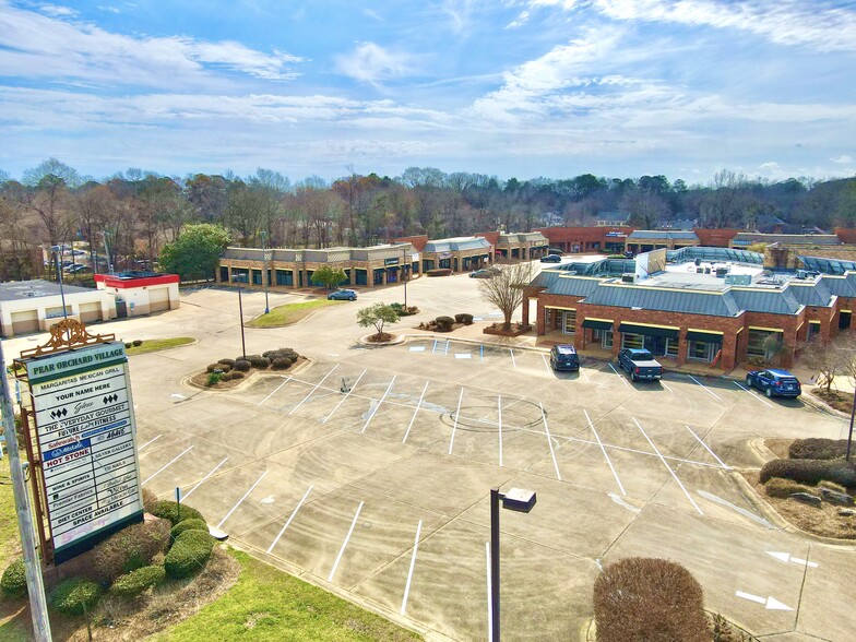 1625 E County Line Rd, Jackson, MS for lease - Building Photo - Image 1 of 27