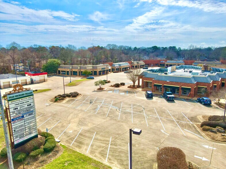 1625 E County Line Rd, Jackson, MS à louer - Photo du bâtiment - Image 1 de 27