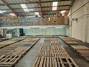 Newby Rd, Stockport for lease Interior Photo- Image 2 of 7