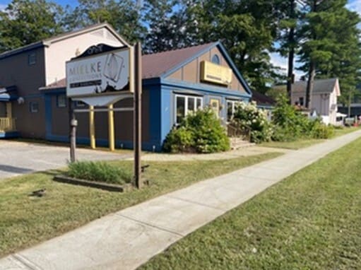 260 Stockbridge Rd, Great Barrington, MA à vendre - Photo du bâtiment - Image 2 de 4