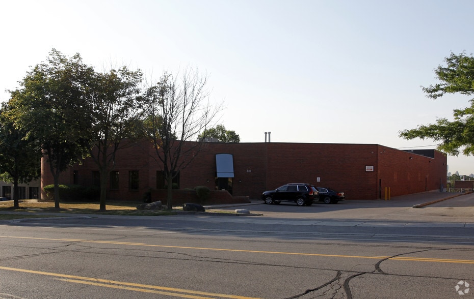 340 Traders Blvd E, Mississauga, ON à vendre - Photo principale - Image 1 de 1