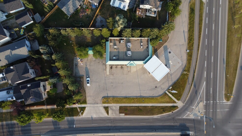 16311 6th St SW, Calgary, AB for sale - Building Photo - Image 3 of 7