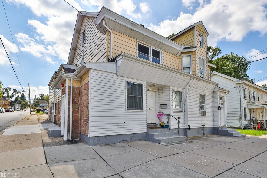 902 W Wilkes Barre St, Easton, PA à vendre - Photo du bâtiment - Image 3 de 121