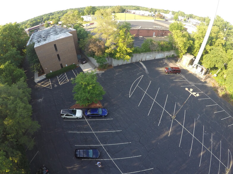 4249 E State St, Rockford, IL à vendre - Photo du bâtiment - Image 3 de 10