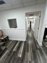 8080 W Flagler St, Miami, FL à louer Hall d’entrée- Image 2 de 17