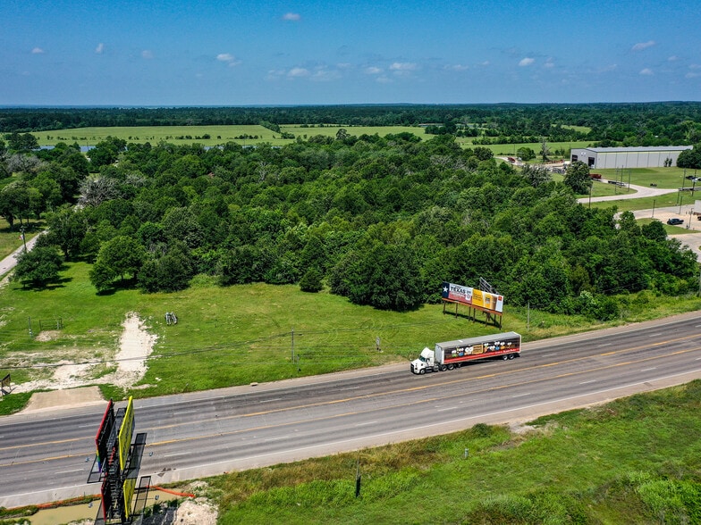 5.6 Ac Hwy 19 S, Trinity, TX for sale - Building Photo - Image 3 of 9