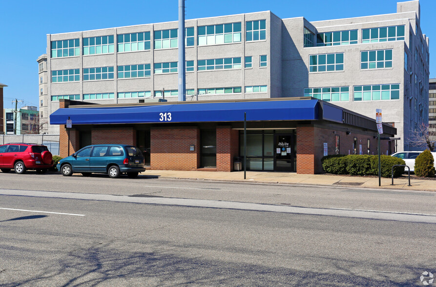 309-315 Callowhill St, Philadelphia, PA à louer - Photo du bâtiment - Image 1 de 2