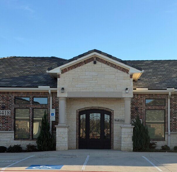 1801 S Trinity St, Decatur, TX à louer - Photo du bâtiment - Image 2 de 2