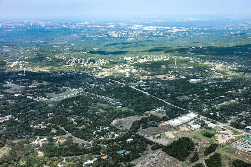 9501 Circle Dr, Austin, TX for sale - Building Photo - Image 3 of 5