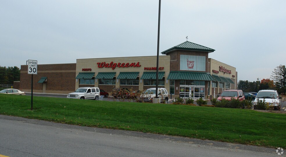 4999 State Highway 30, Amsterdam, NY à vendre - Photo du bâtiment - Image 2 de 6