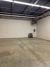 9934 N Alpine Rd, Machesney Park, IL à louer Photo intérieure- Image 2 de 10