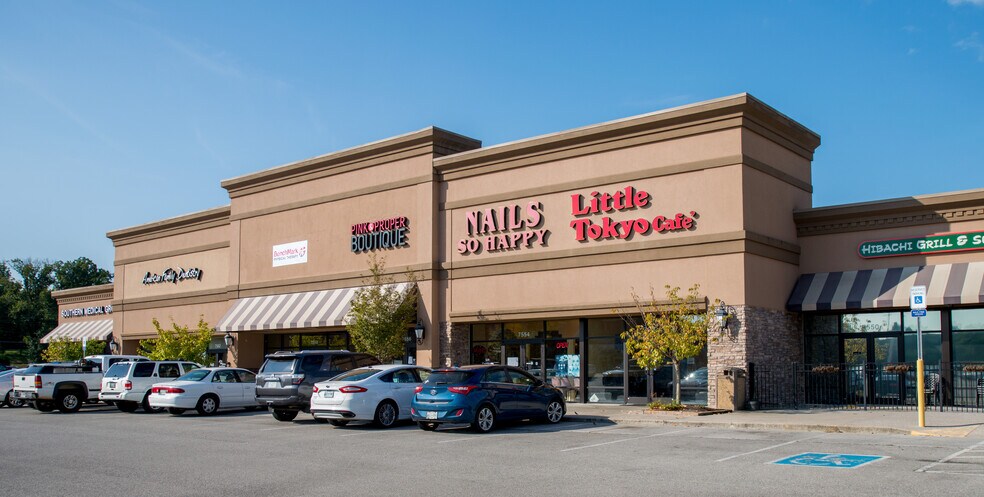 Chapman Hwy, Knoxville, TN à louer - Photo du bâtiment - Image 3 de 7