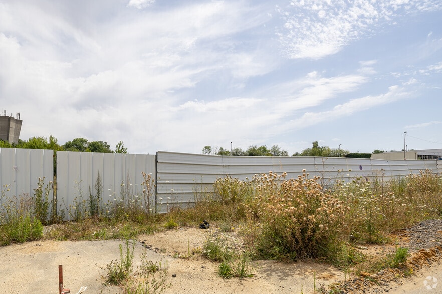 66 Rue Du Val D'Ezanville, Ézanville for sale - Building Photo - Image 2 of 3