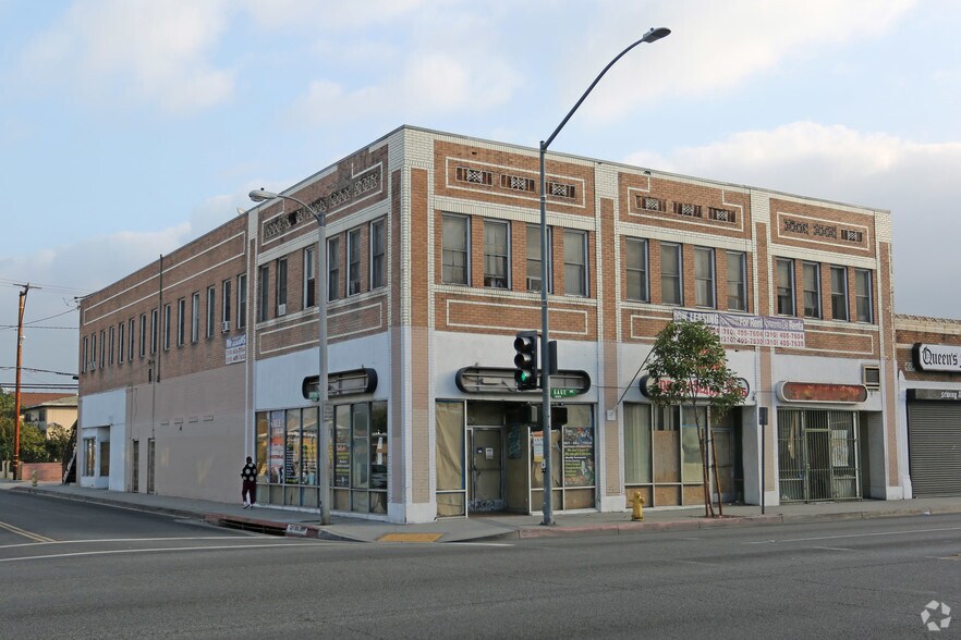 4107-4111 Gage Ave, Bell, CA à louer - Photo principale - Image 1 de 15