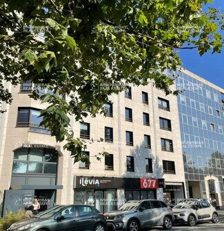 Plus de détails pour 677 Avenue De La République, Lille - Bureau à louer