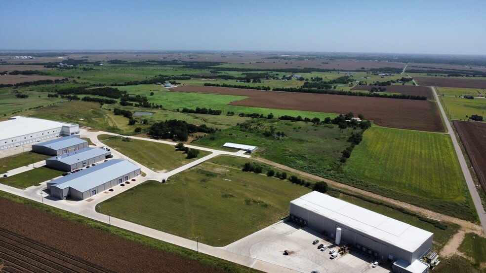 120 Bfg 9000 Way, Taylor, TX for lease - Aerial - Image 2 of 6