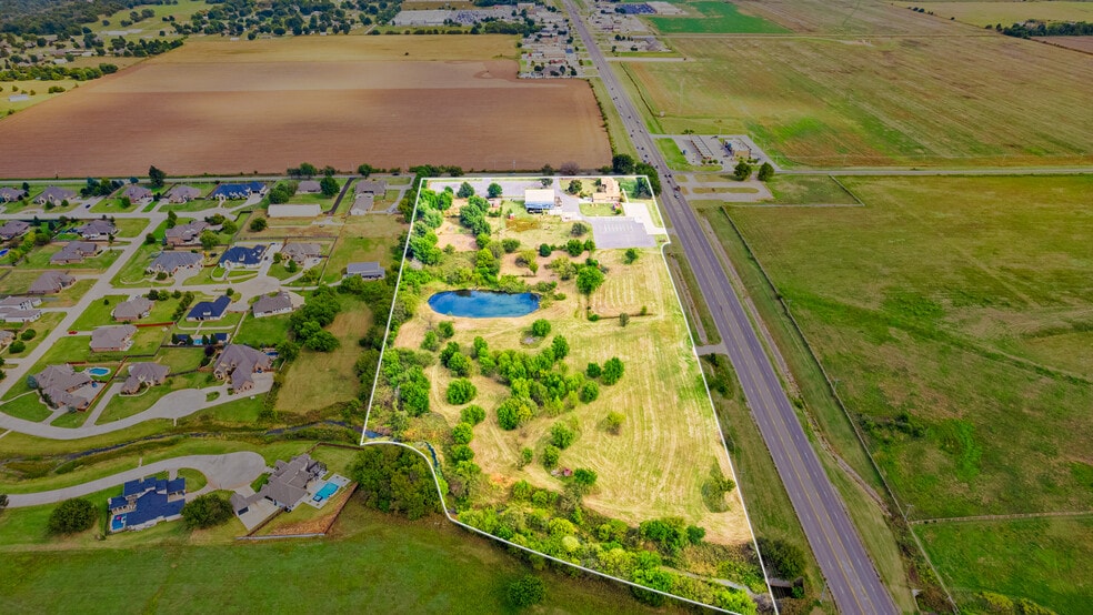 1675 NW 32nd St, Newcastle, OK for sale - Aerial - Image 2 of 7