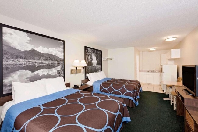 Plus de détails pour 3561 Voght St, Merritt, BC - Services hôteliers à vendre