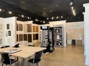 2107 W 21st Ave, Covington, LA for lease Building Photo- Image 2 of 4