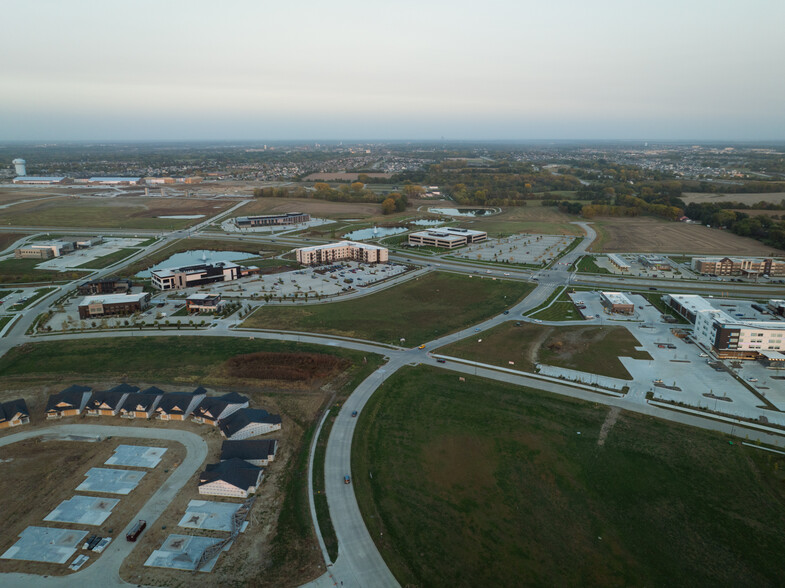 SE Esker Ridge, Waukee, IA à vendre - Photo du bâtiment - Image 3 de 4