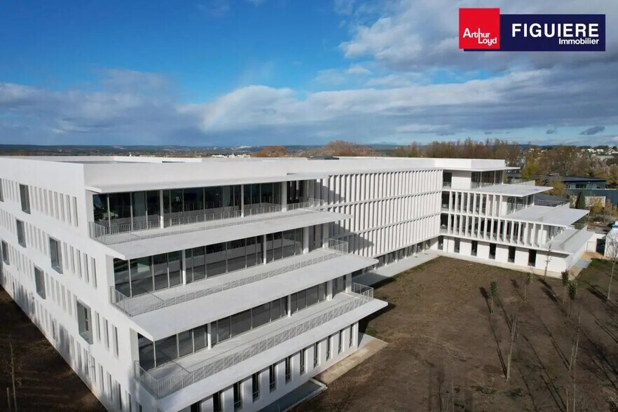 200 Rue Pierre Duhem, Aix-en-Provence à louer - Photo du bâtiment - Image 3 de 8