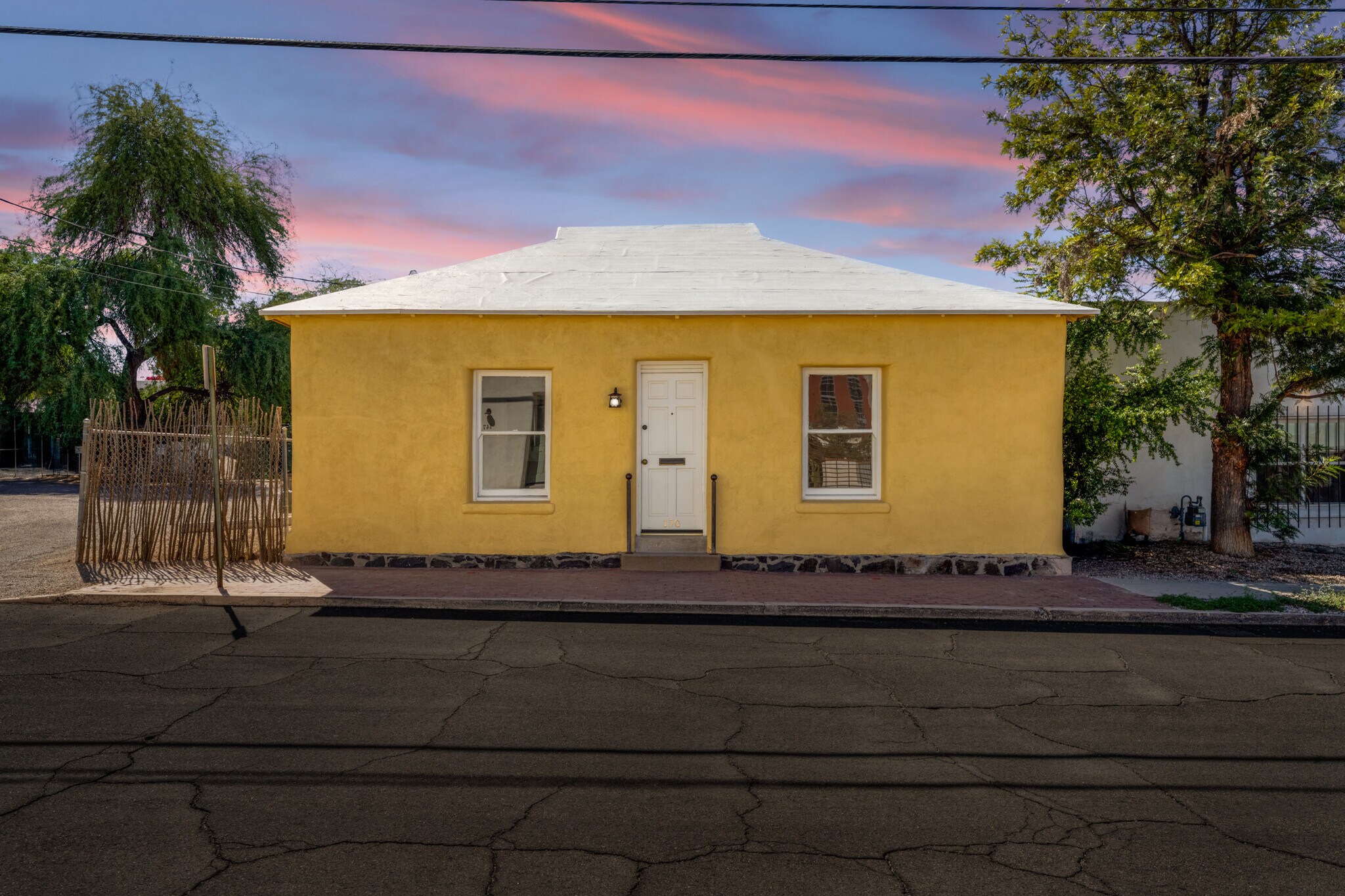 150 W Simpson St, Tucson, AZ à louer Photo du bâtiment- Image 1 de 23